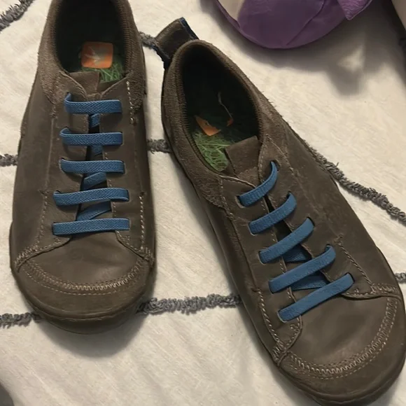 cushe | Shoes | Cushe Brown Leather Slip On | Poshmark display picture 2